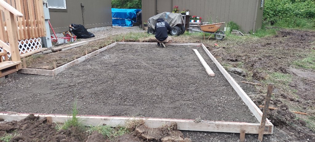 Concrete driveway extension in Longview, WA