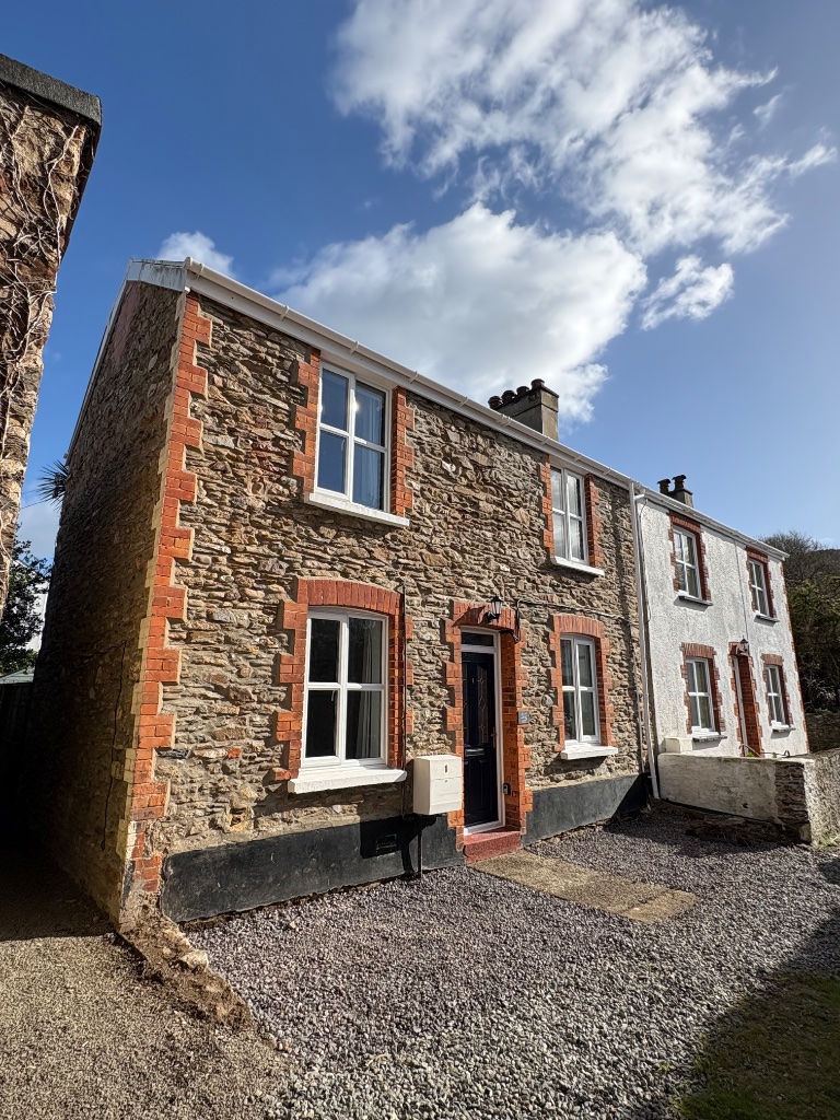 Mirabelle — Victorian stone frontage