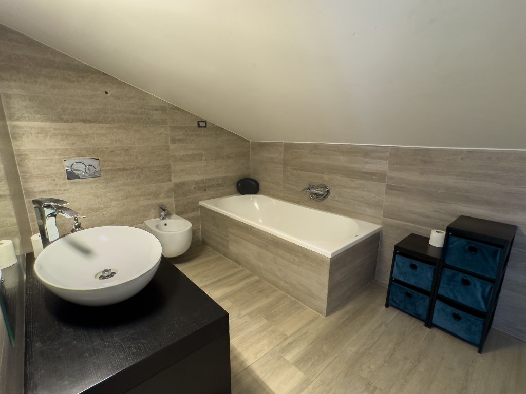 Bagno con vasca