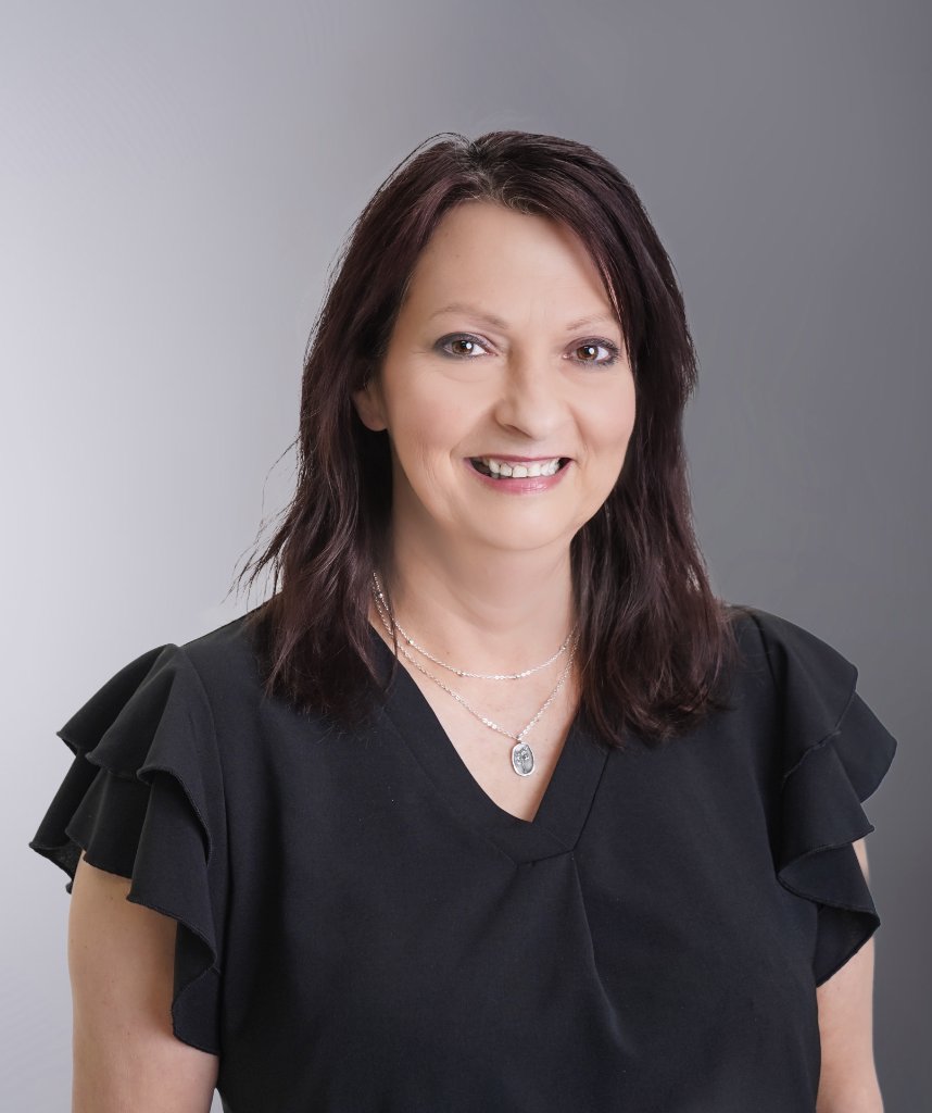 Tracy Holland