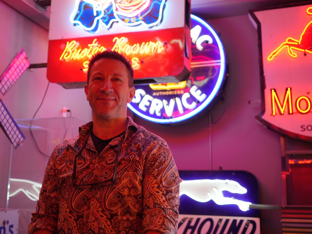 The new National Neon Sign Museum in The Dalles glows with nostalgia
