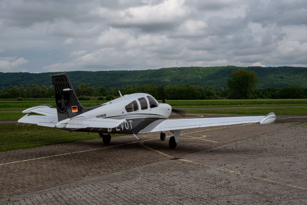 Bonanza D-EVOT 2