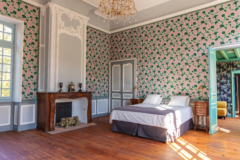 Chambre nuptiale au château des Évêques de Dax