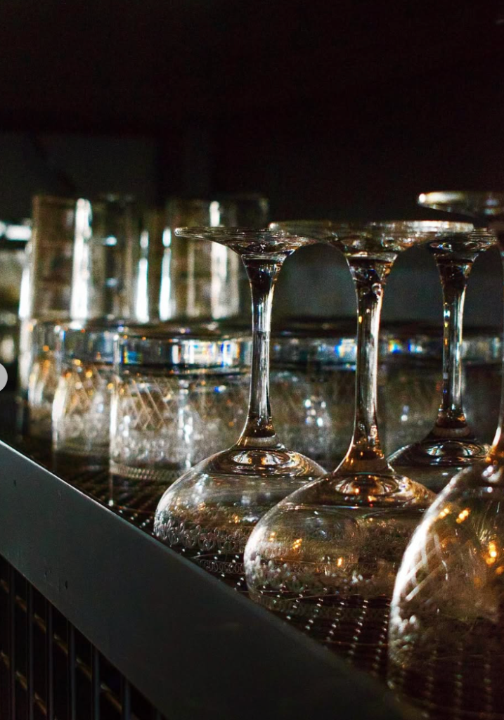 Bar glassware