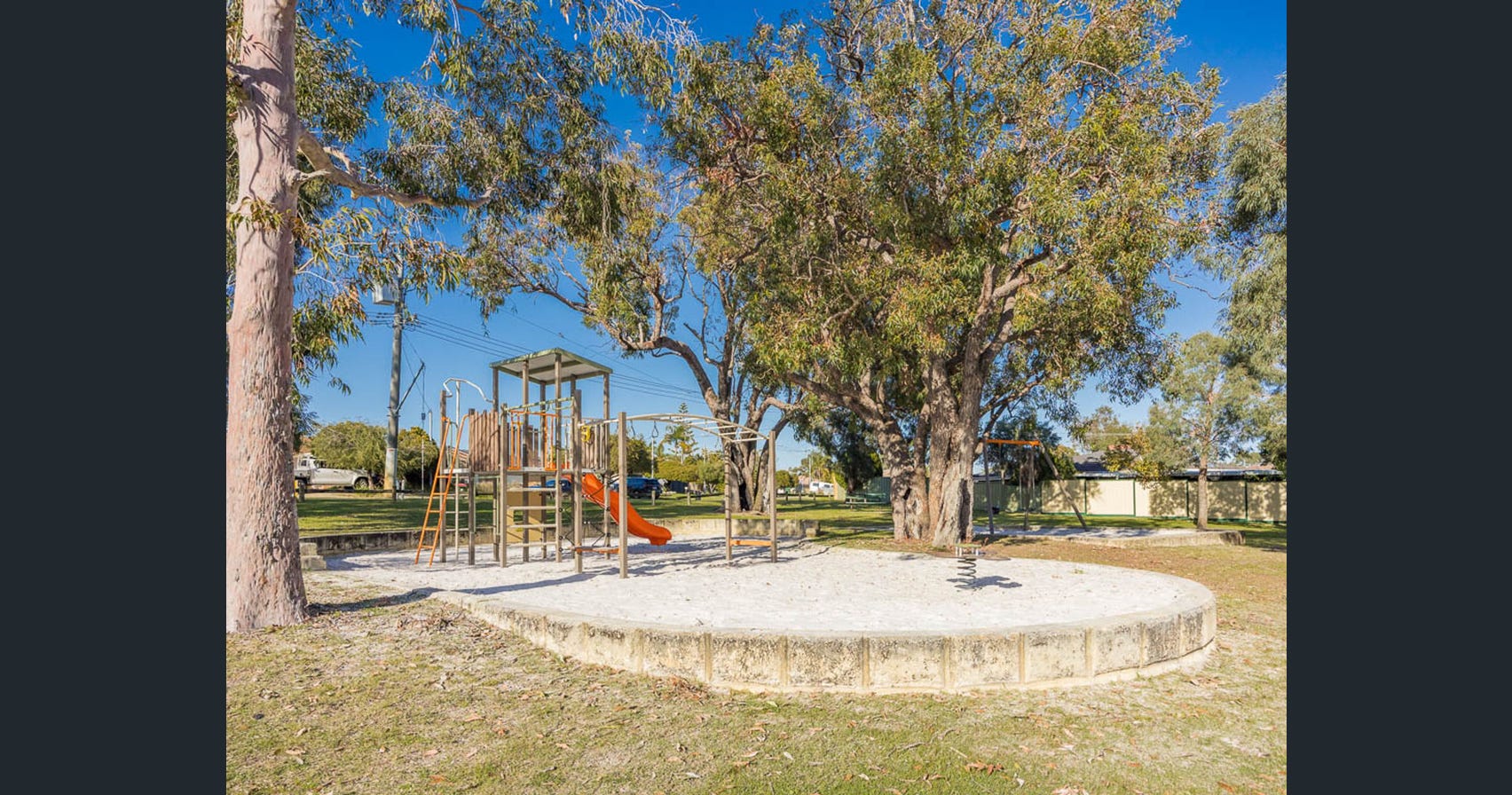 9 Farnesian Circle, Mirrabooka thumb 14