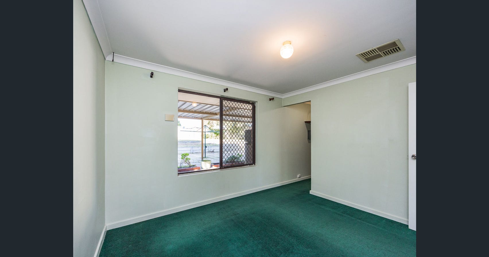 9 Farnesian Circle, Mirrabooka thumb 9