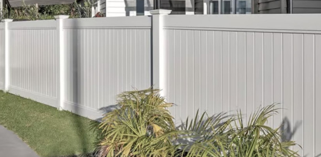 Fencing in Kooyong