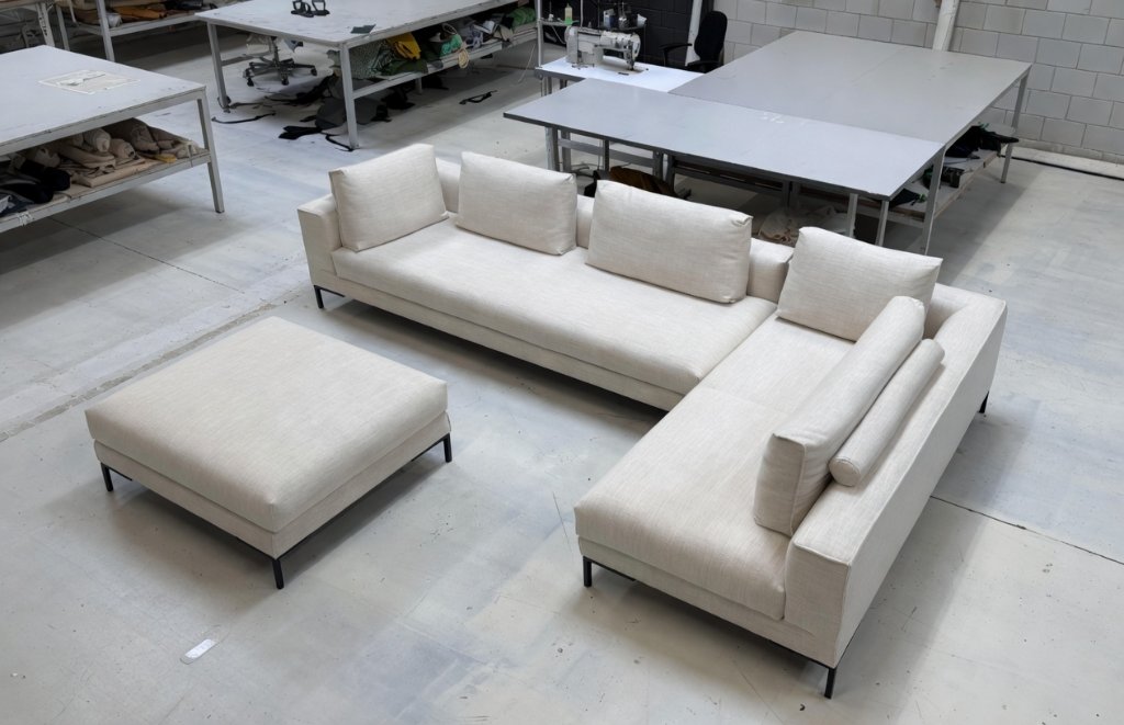 Resofa zelf stofferen - meubel laten herstofferen in ons atelier