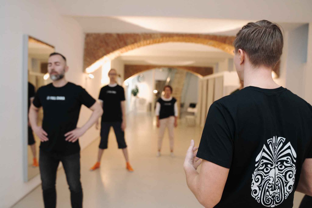 Haltung – Menschen, die stehen