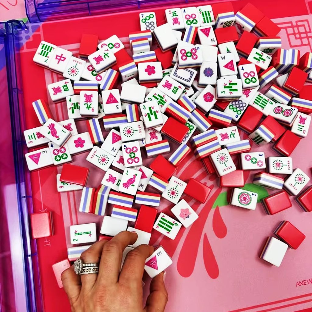 Mahjong tiles