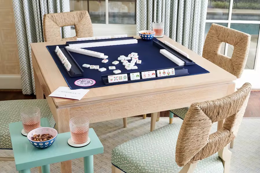 Mahjong table setup
