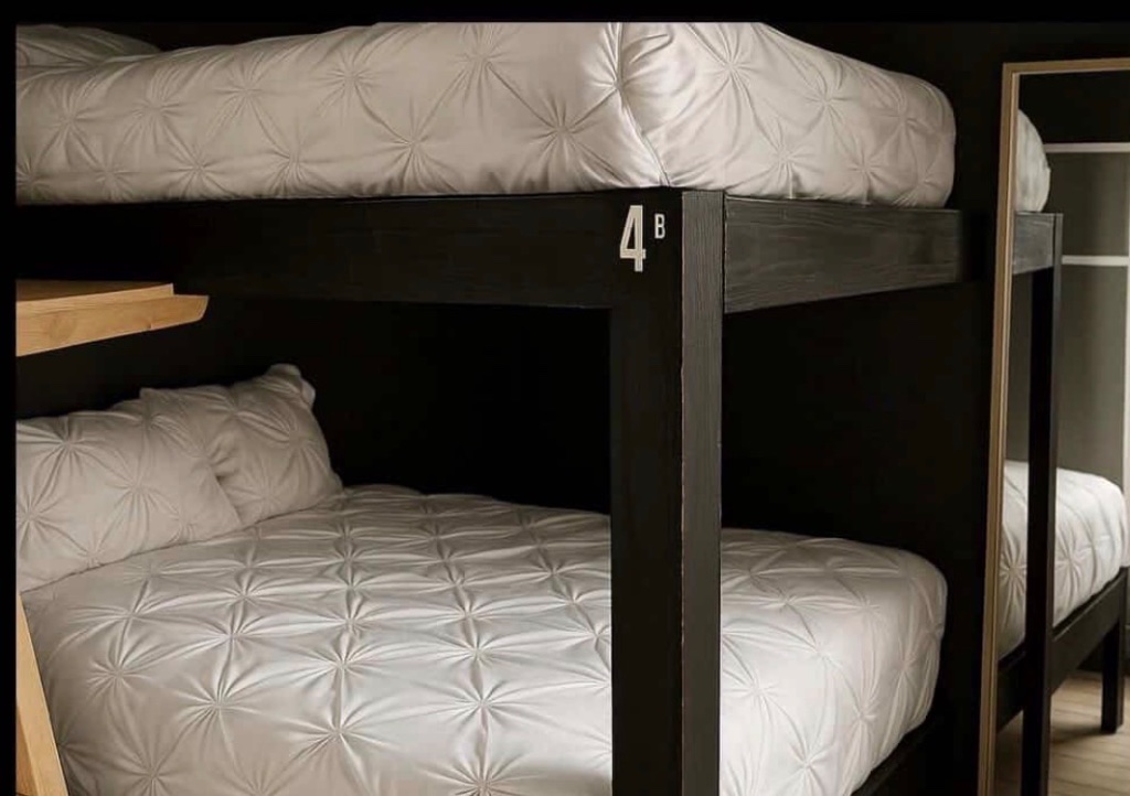 3-Person Room