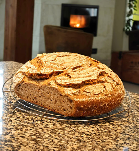 Königliches Brot mit lokalen Zutaten