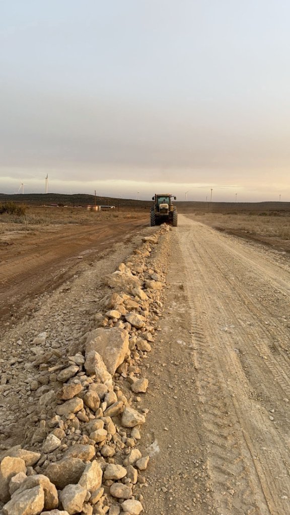 Crushing Oversized Rock into usable rock
