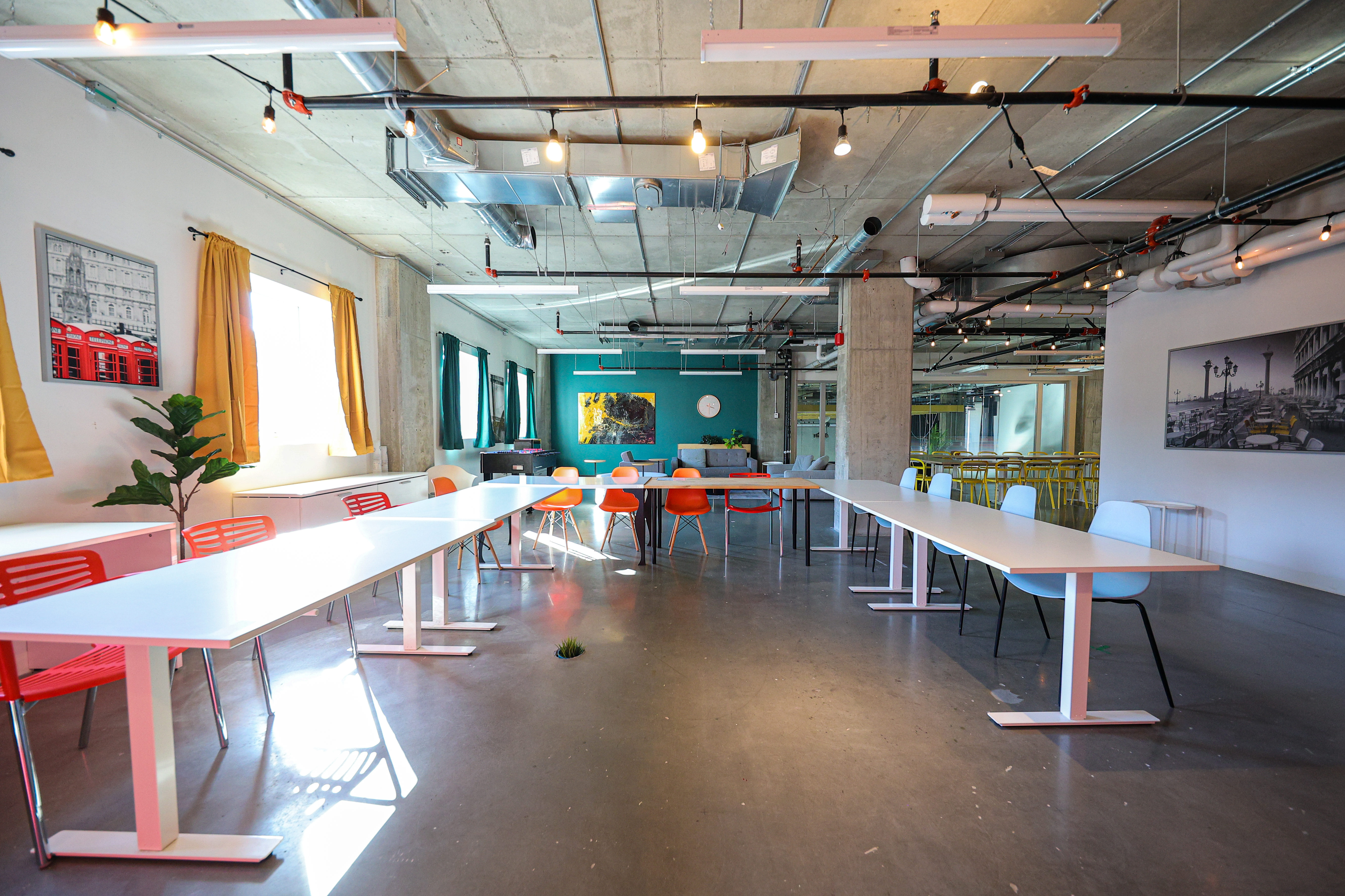 Salle Polyvalente Mezzanine
