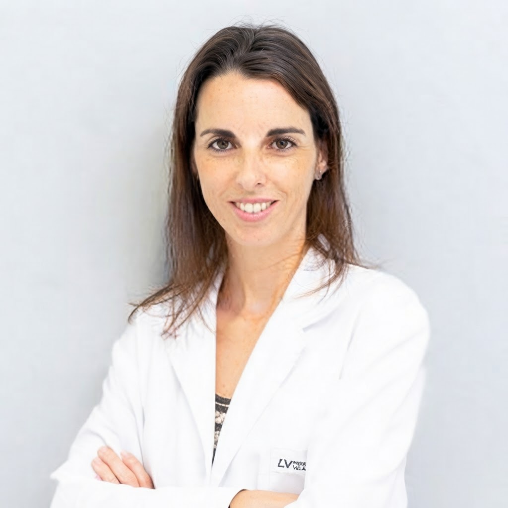 Dra. Diana Velázquez Tarjuelo, dermatóloga en consulta médica en Majadahonda