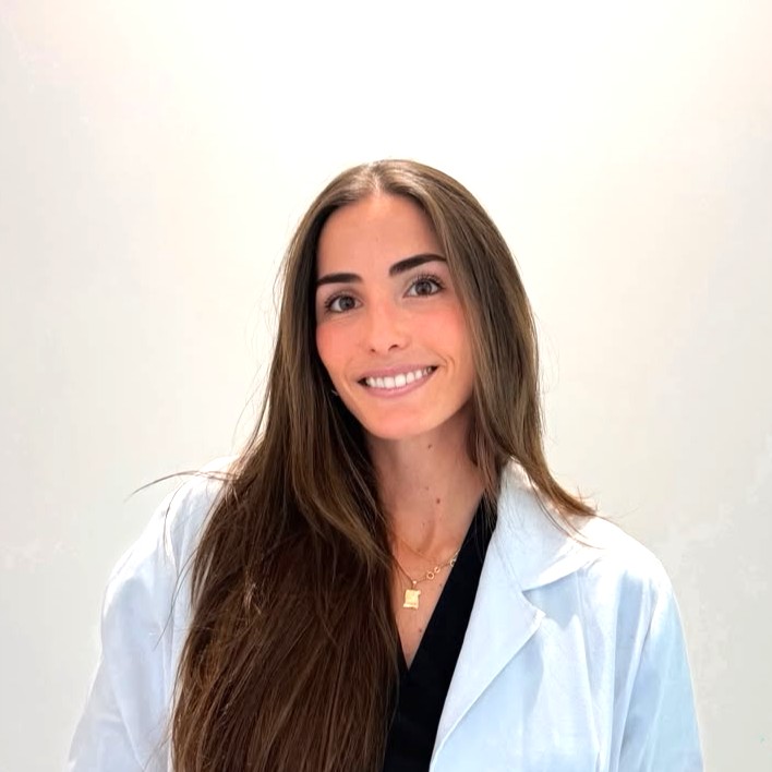 Dra. Cristina Carrión García, dermatóloga experta en dermatología infantil en Majadahonda