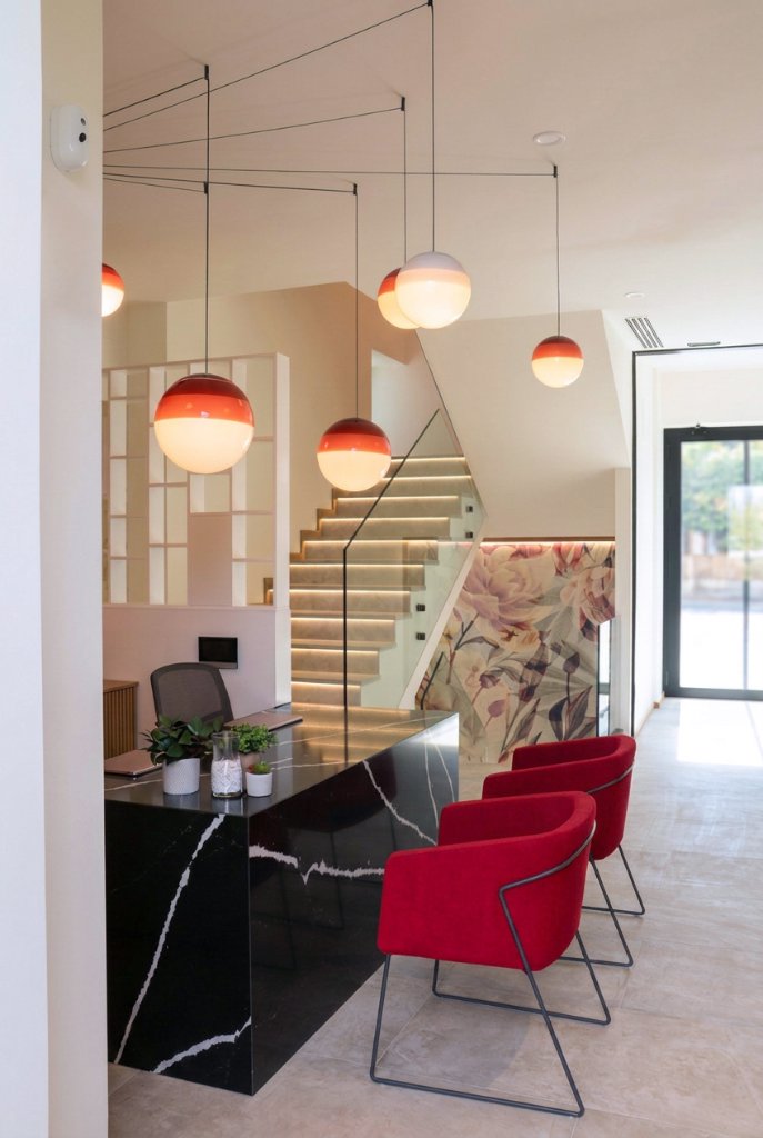 Recepción · Clínica Velázquez & Eguren Dermatología Majadahonda