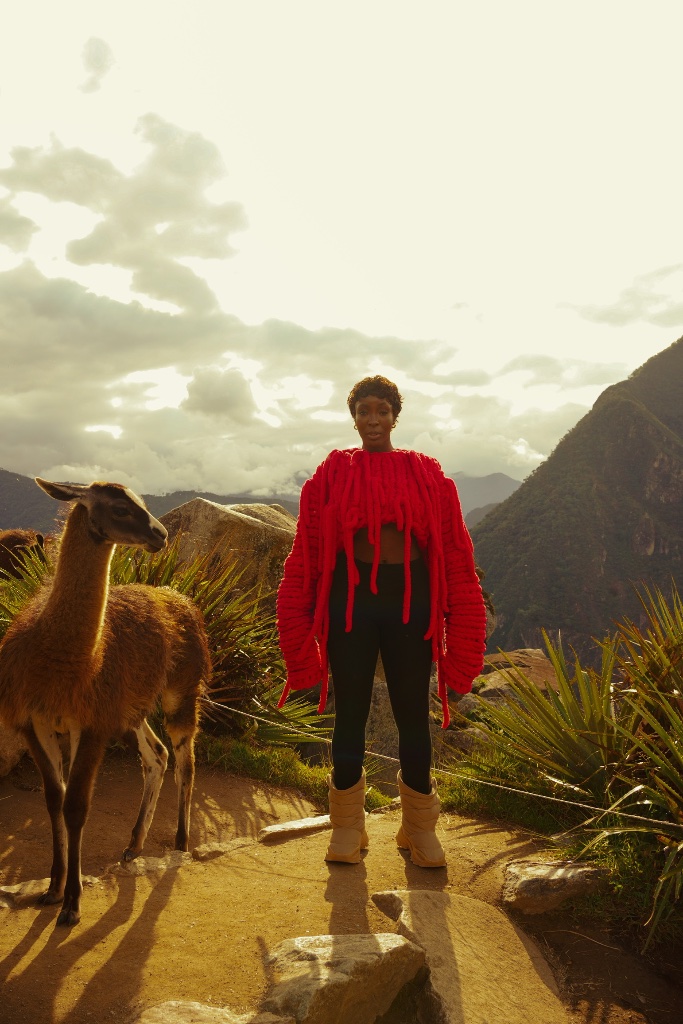 Kofi Duah — woman in red