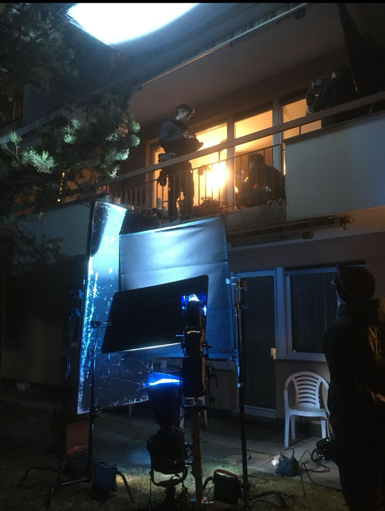 Set lighting angle