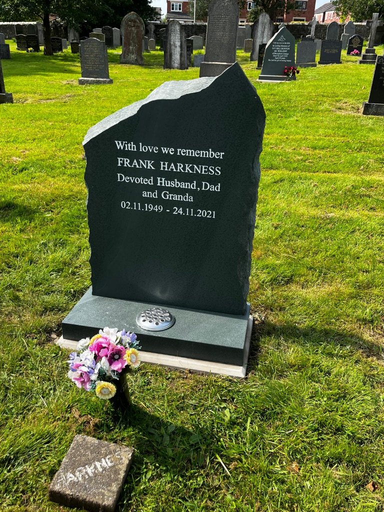 Conistone slate memorial - Frank Harkness