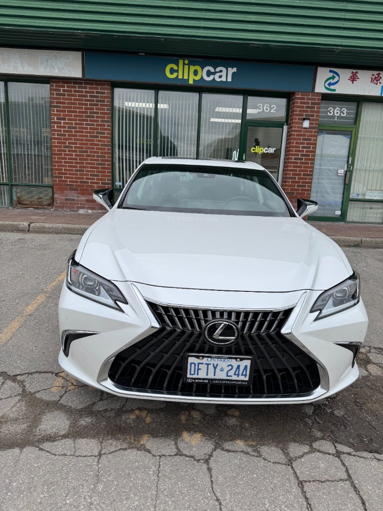 Vinyl Wrap vs. New Paint Job: Costs, Benefits & What to Choose