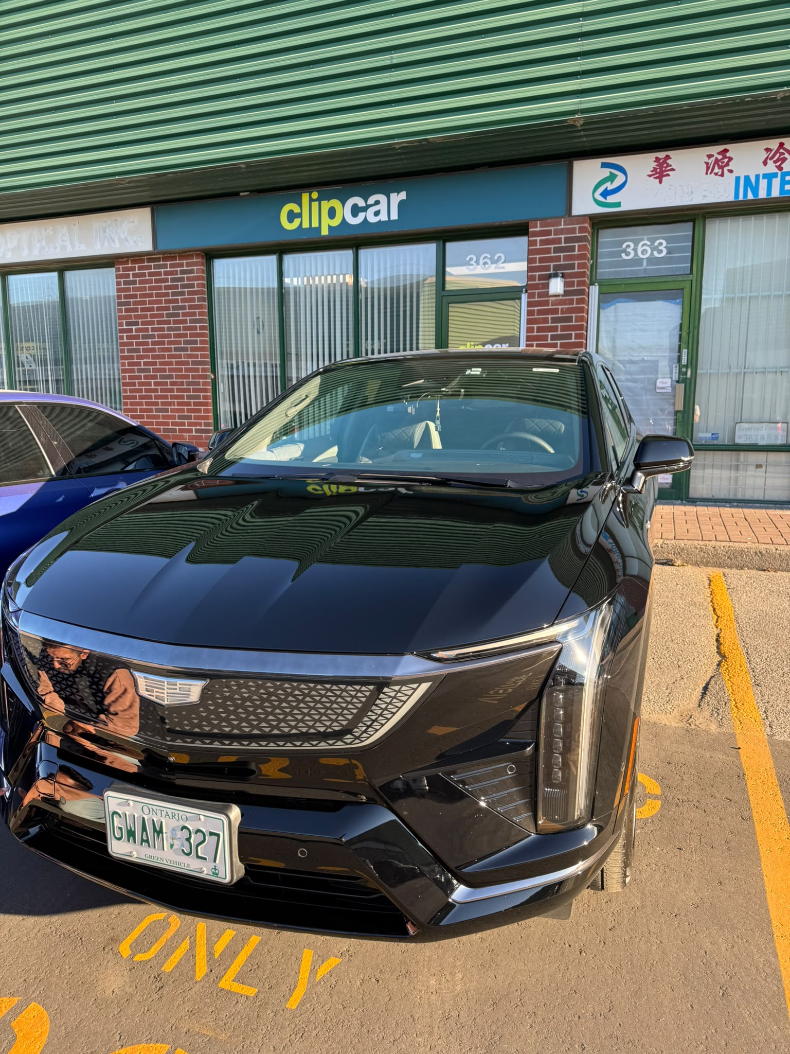 How PPF Handles Extreme Heat, Sun, and Summer Driving in Ontario