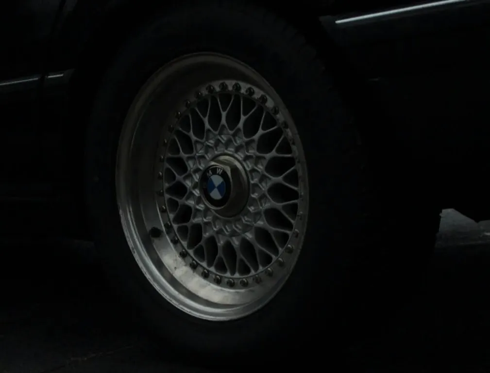 Maddison's 735i 3