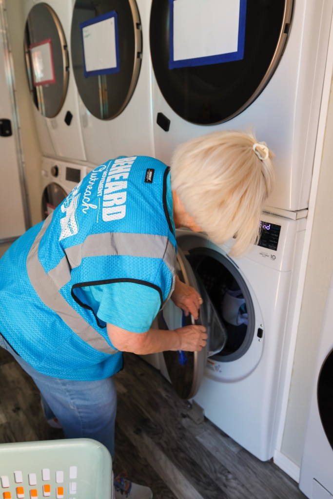 Volunteer moment 13