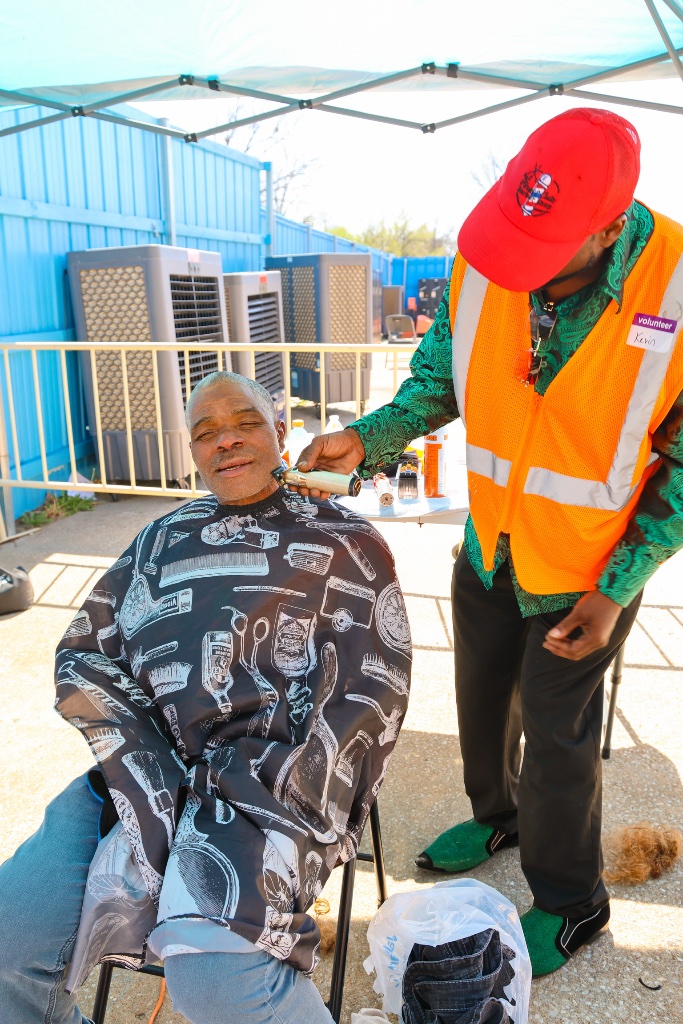 Volunteer moment 12