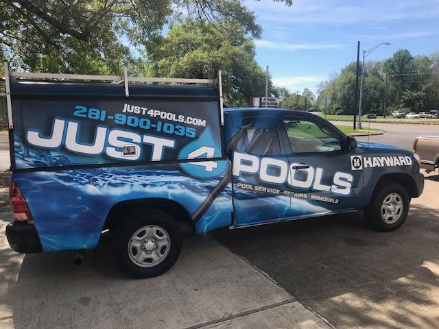 Professional vehicle wrap