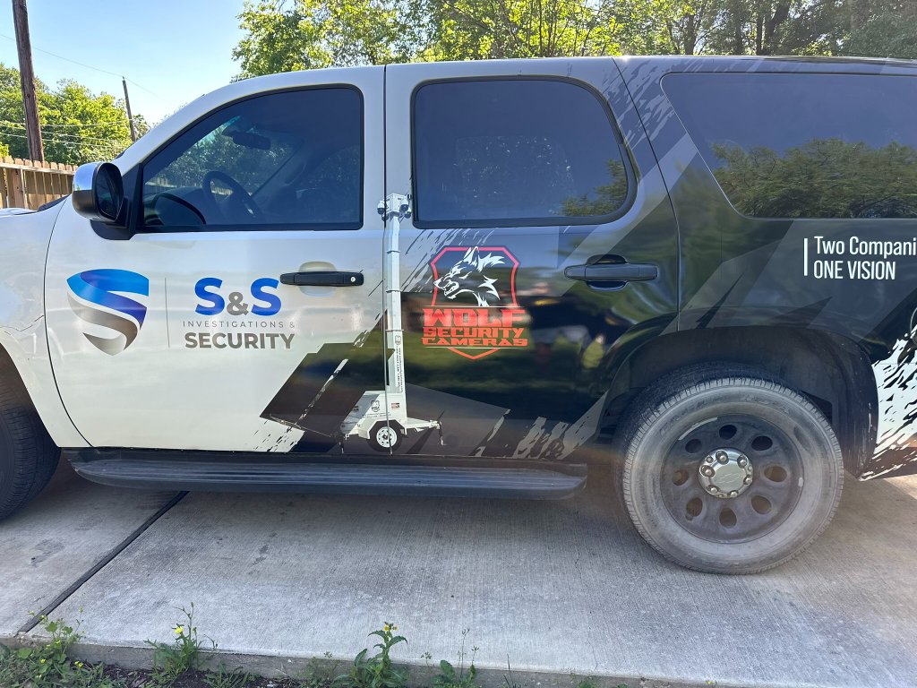 S&S Investigations & Wolf Security SUV Wrap