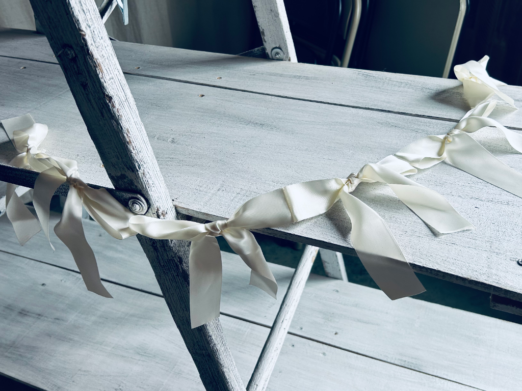 Ivory Satin Bow Garland