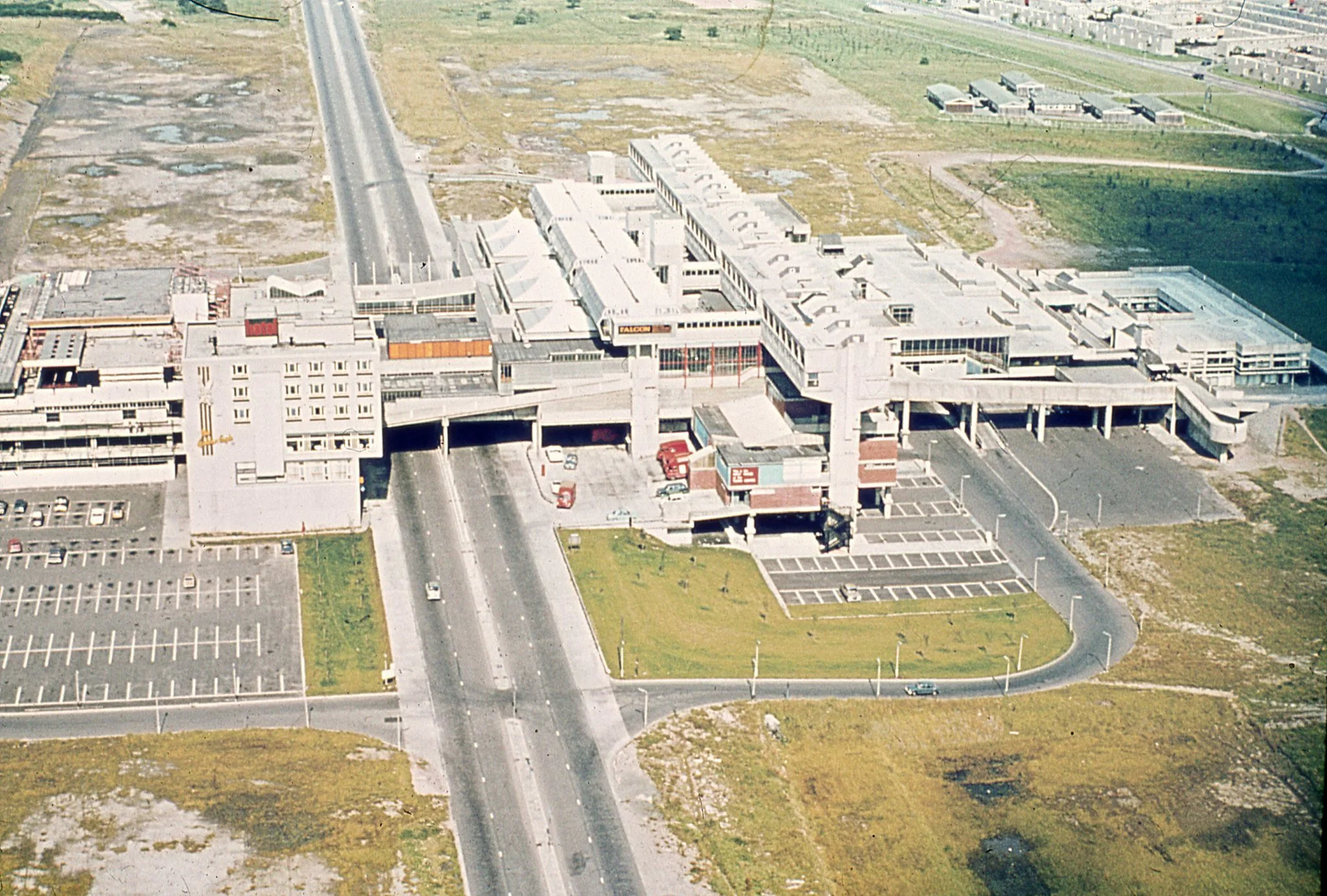 Developing Scottish New Town - Cumbernauld