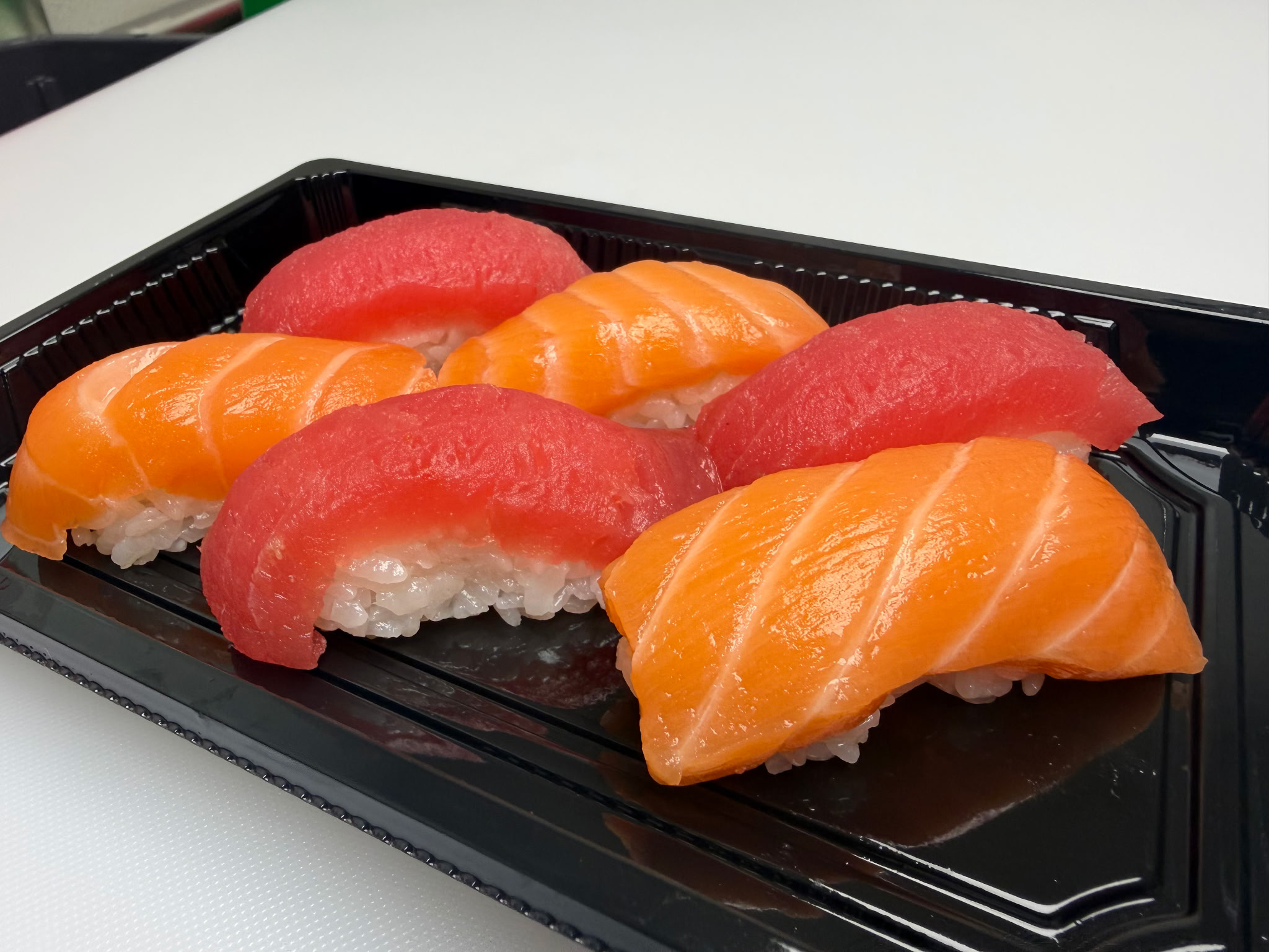 6 Pieces Nigiri — Option: tuna, salmon, shrimp, eel | Sarah Sushi Nigiri & Sashimi