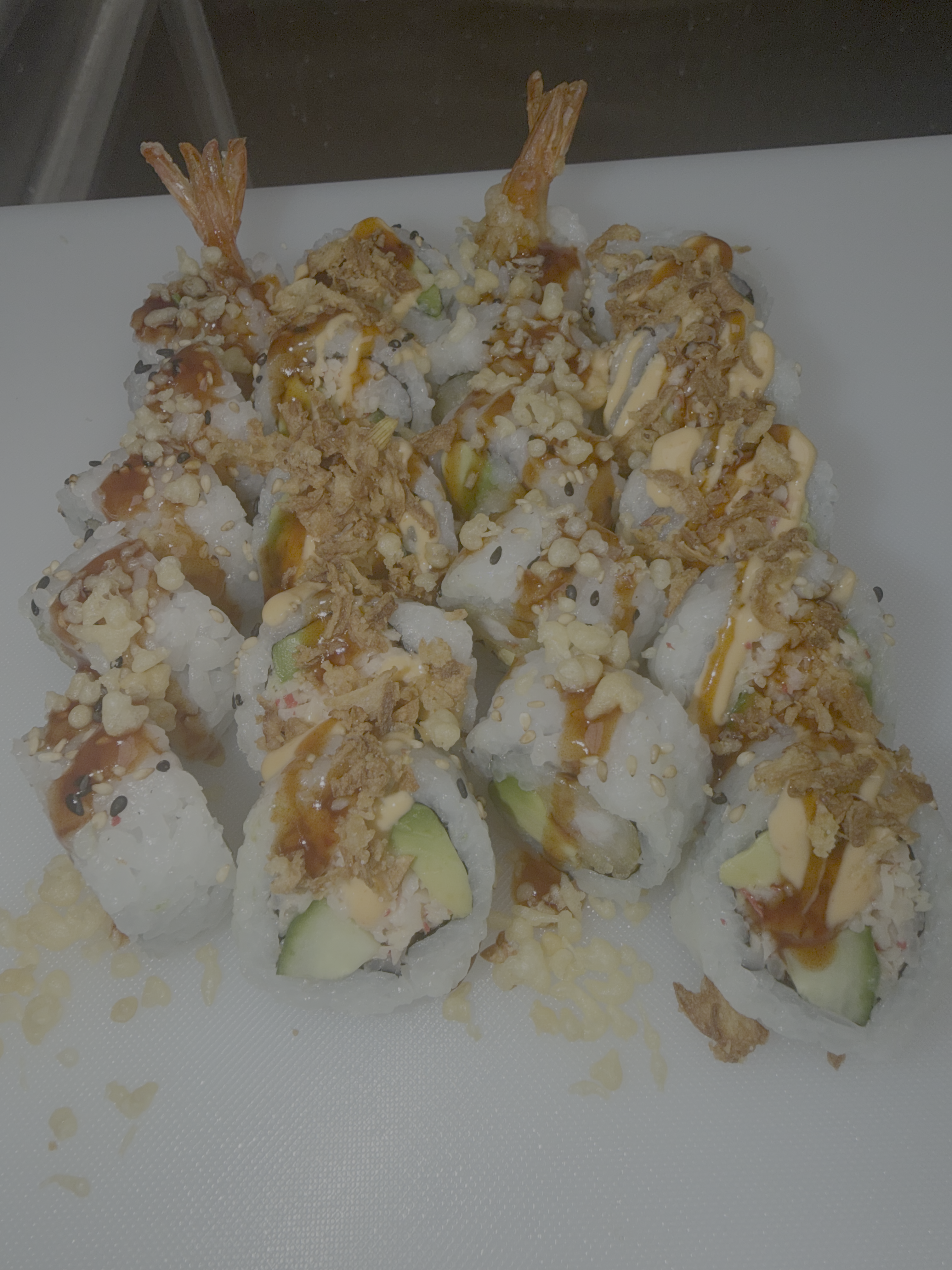 Crunchy Combo 2 — 20 pieces — tempura shrimp, crab salad, avocado, cucumber, fried onion, spicy mayo, sushi sauce, sesame seed | Sarah Sushi Sushi Combos