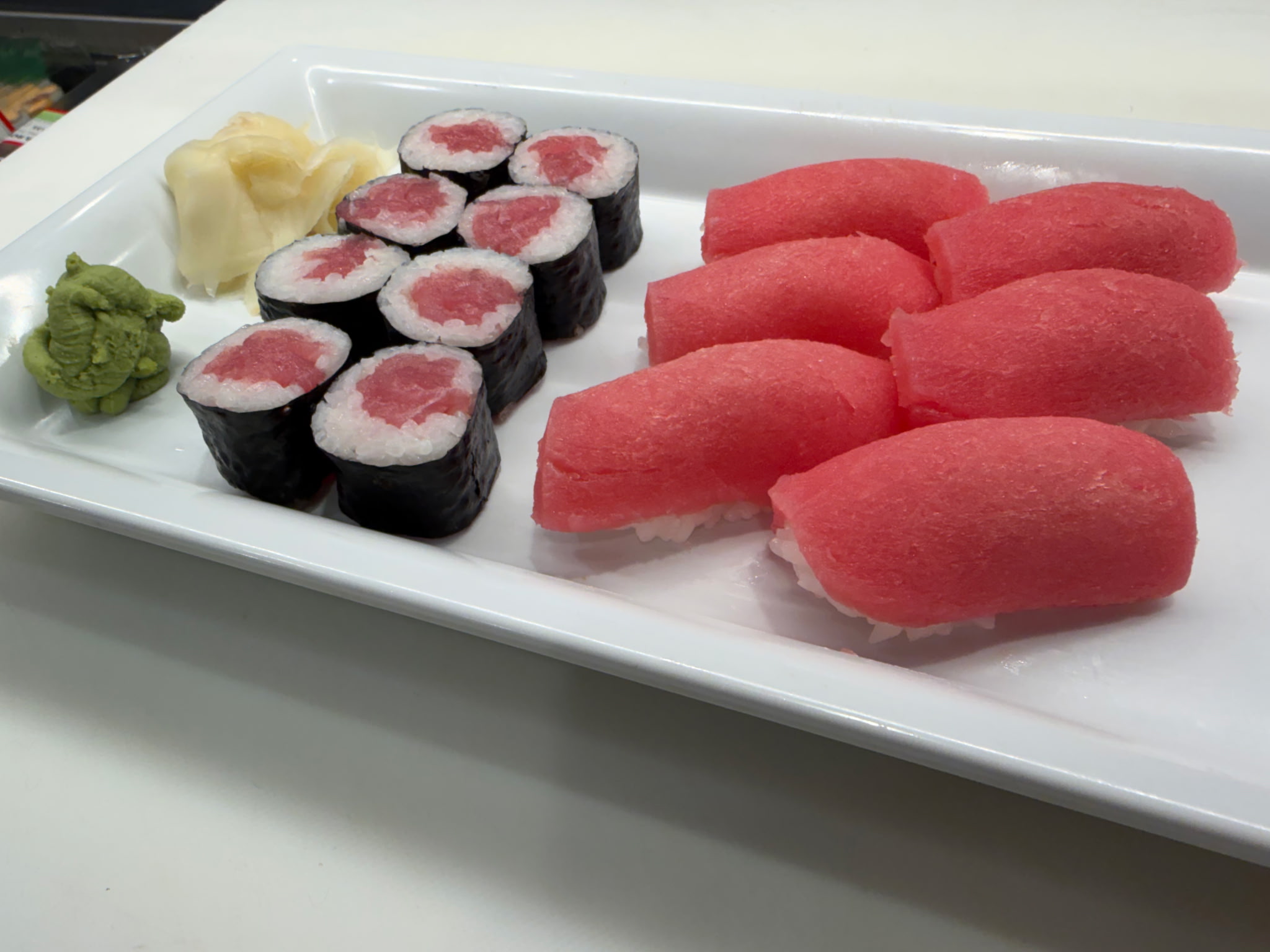 Sarah Tuna Combo — Tuna, rice & nori | Sarah Sushi Sushi Combos