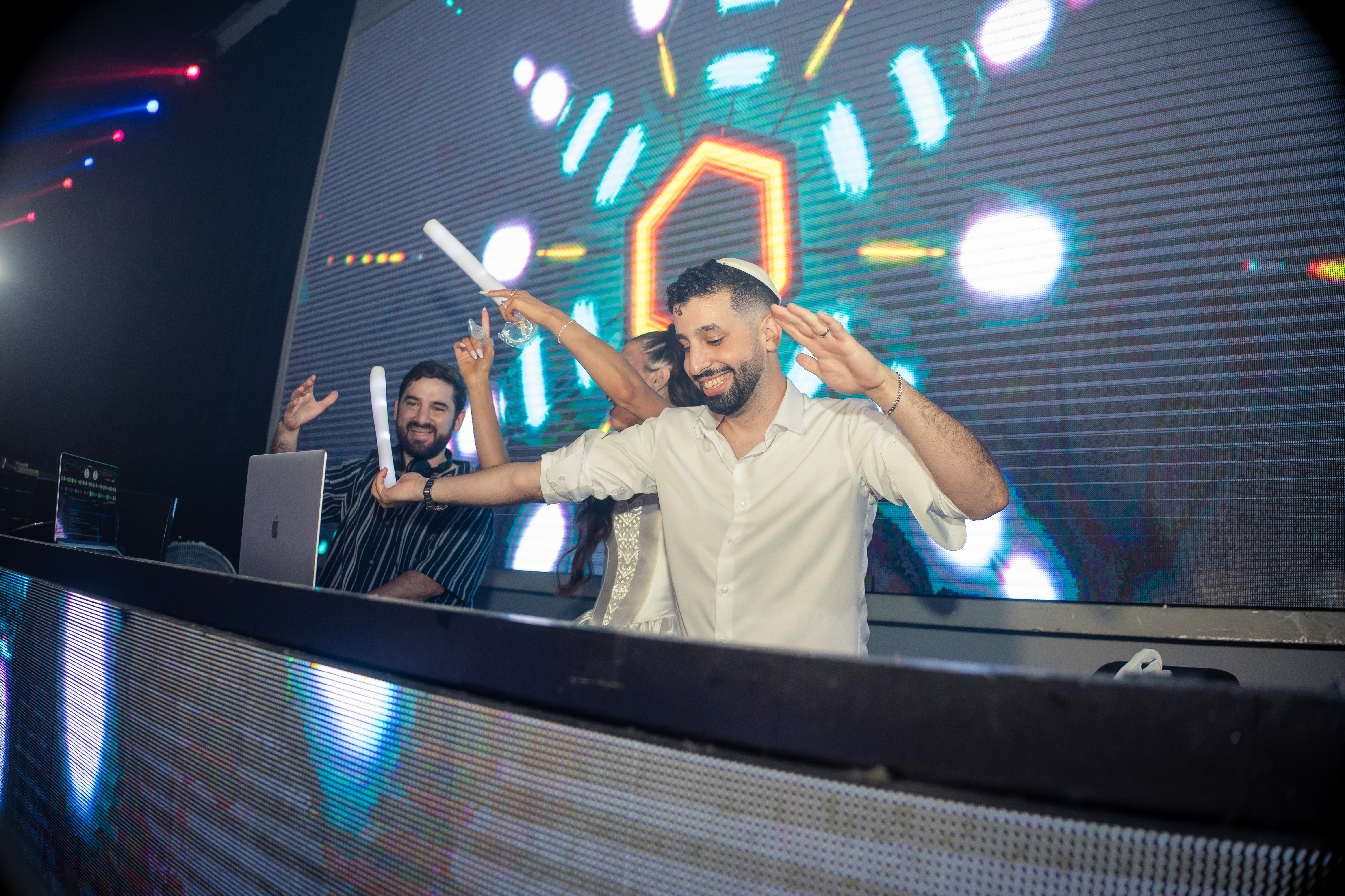 DJ YONATAN BALI