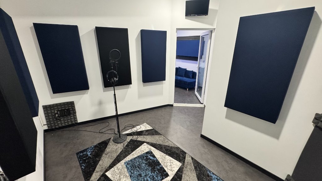 Live Room