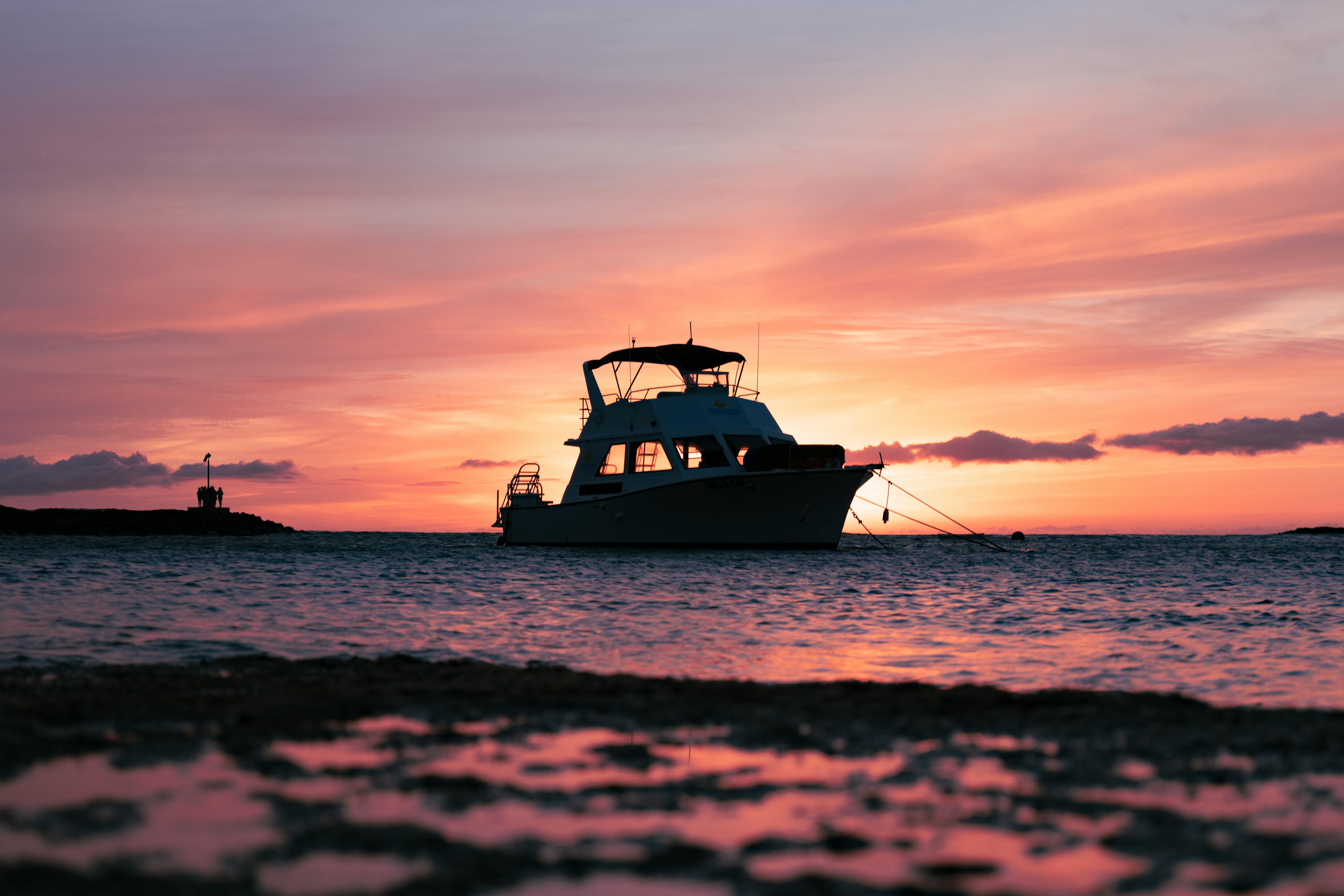 Best Boat Tours in Hawaii (By Island)