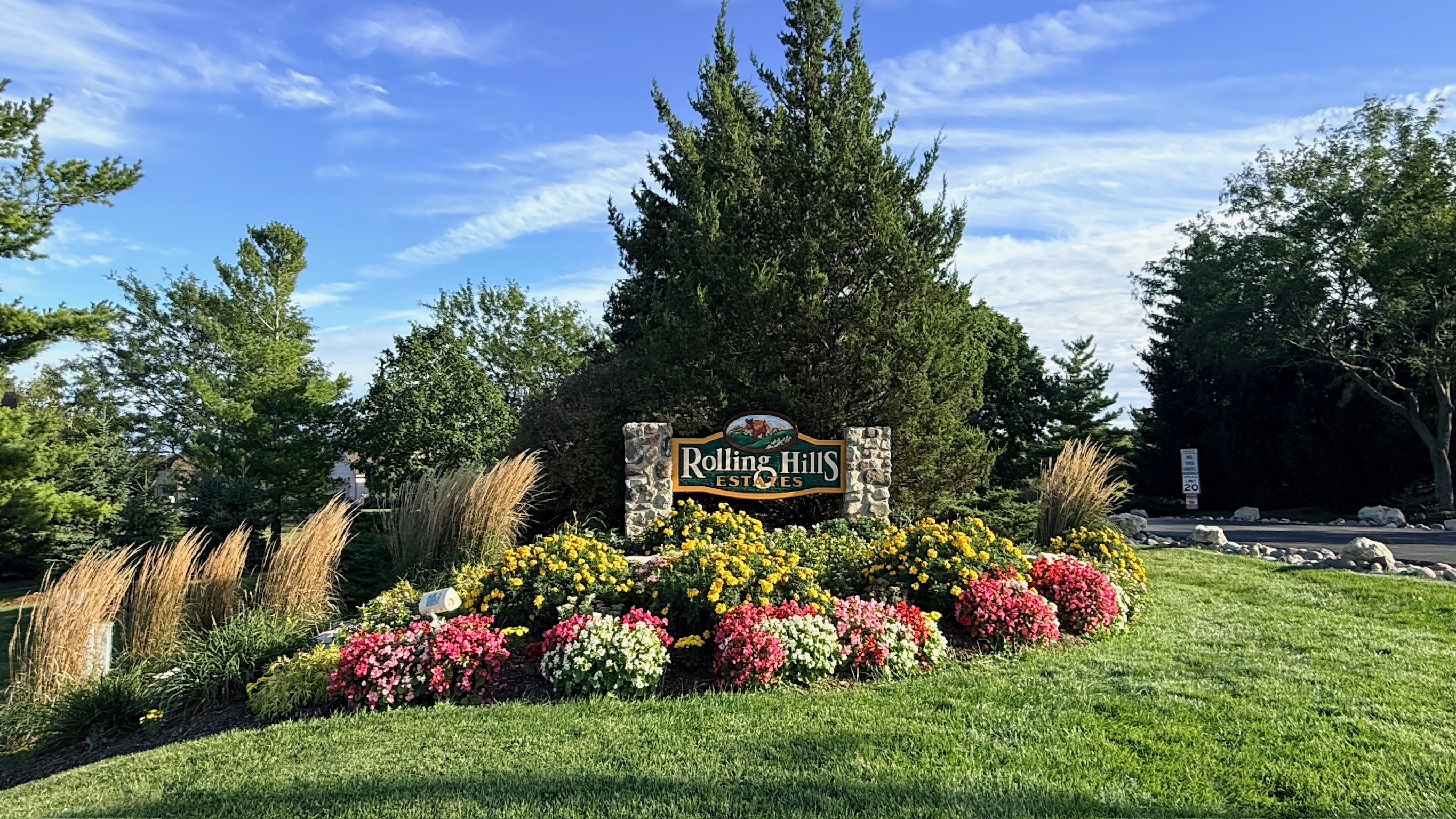 Welcome home to Rolling Hills Estates!