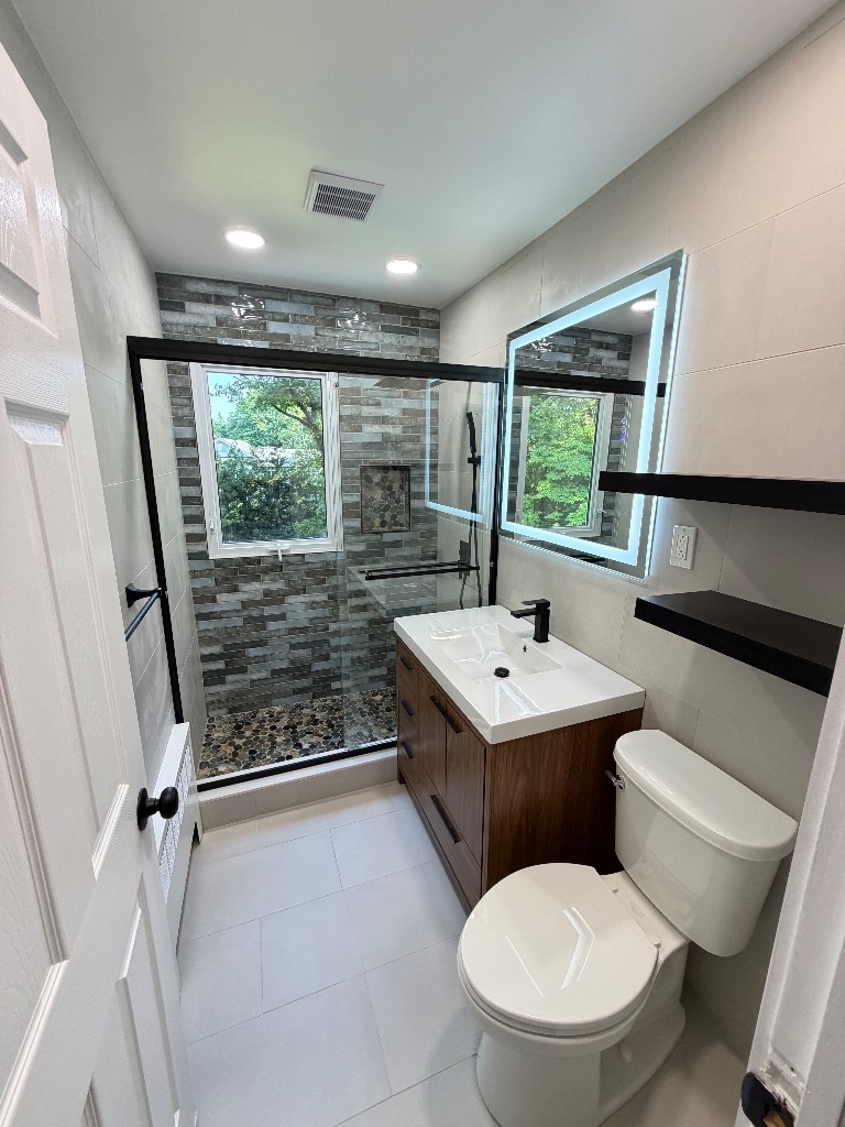 Full Bathroom Remodel - Roslyn, New York - TrueCraft Construction