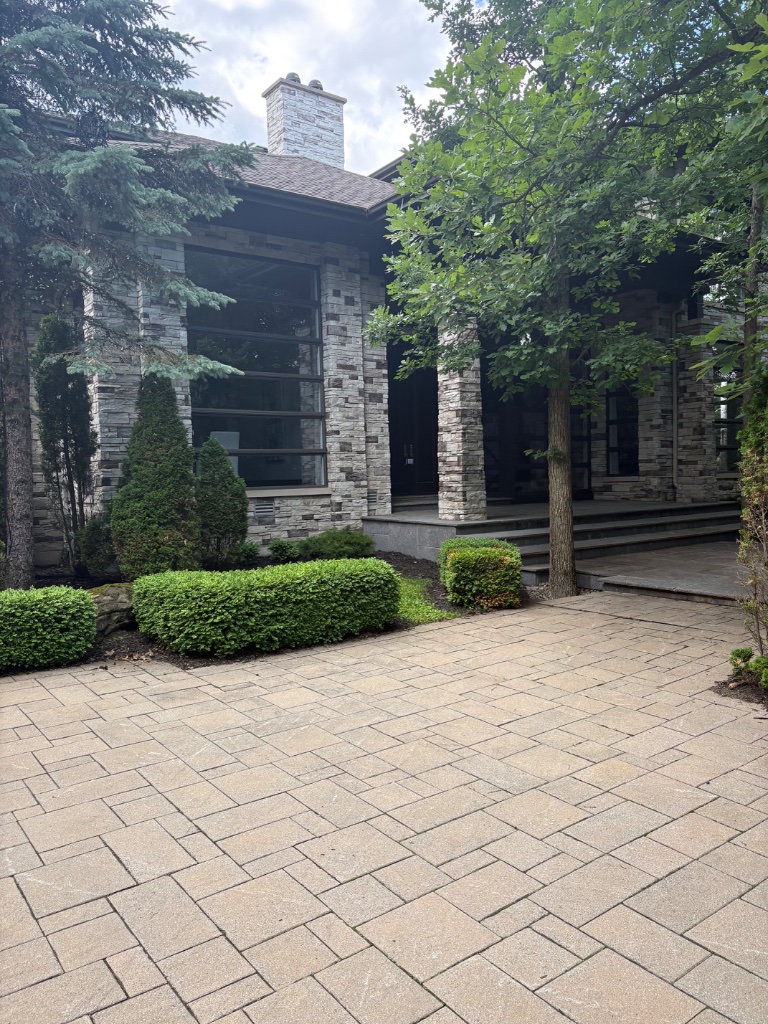 Résidence — Façade en pierre