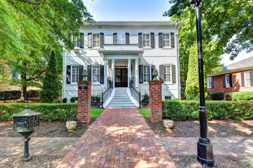 Atlanta Homeowners Are Investing Heavily in Curb Appeal, New Data Shows
