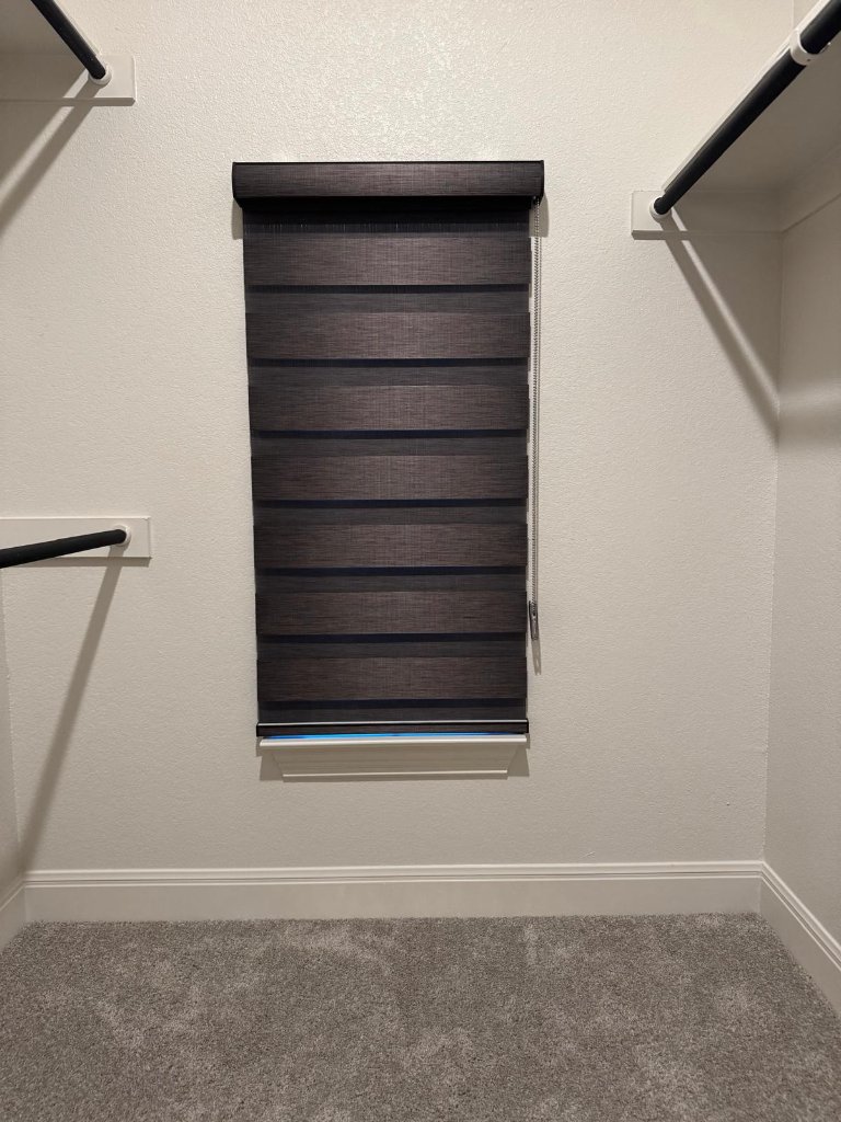 Bathroom – White Sheer Roller (B)