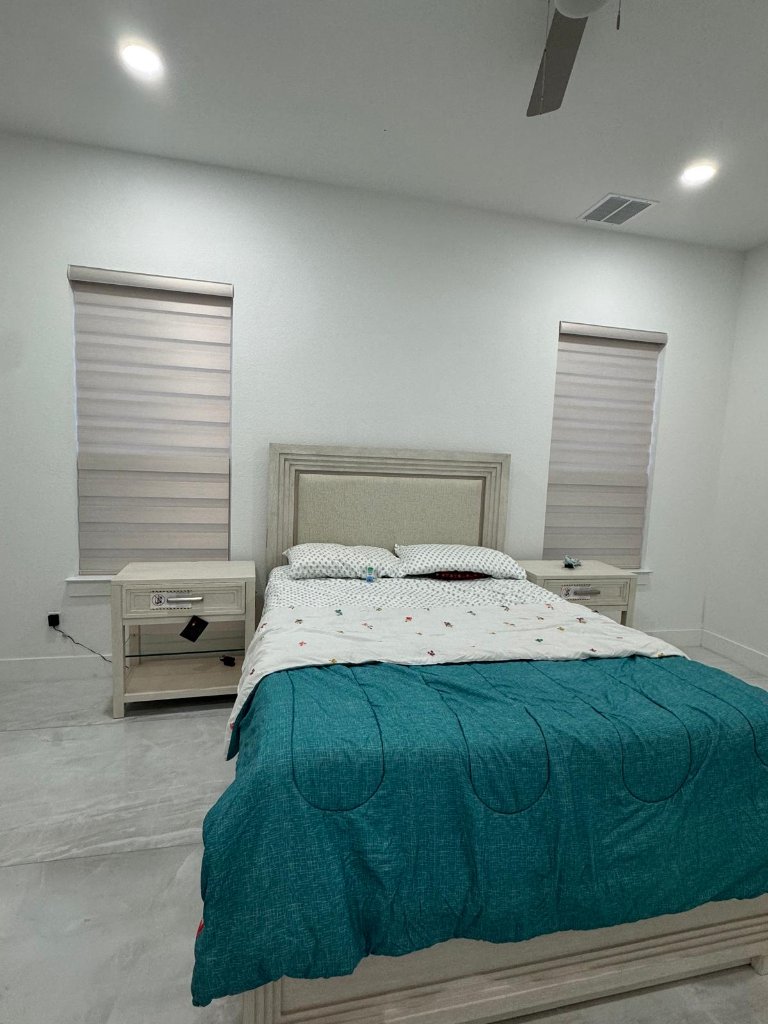 Bedroom – Zebra Blins