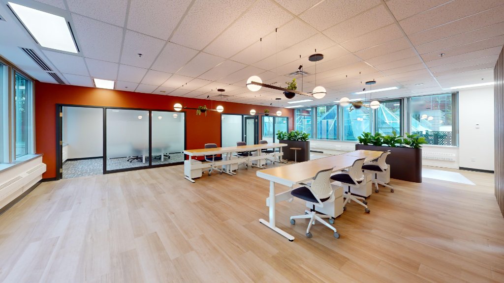 427 Laurier Ave W