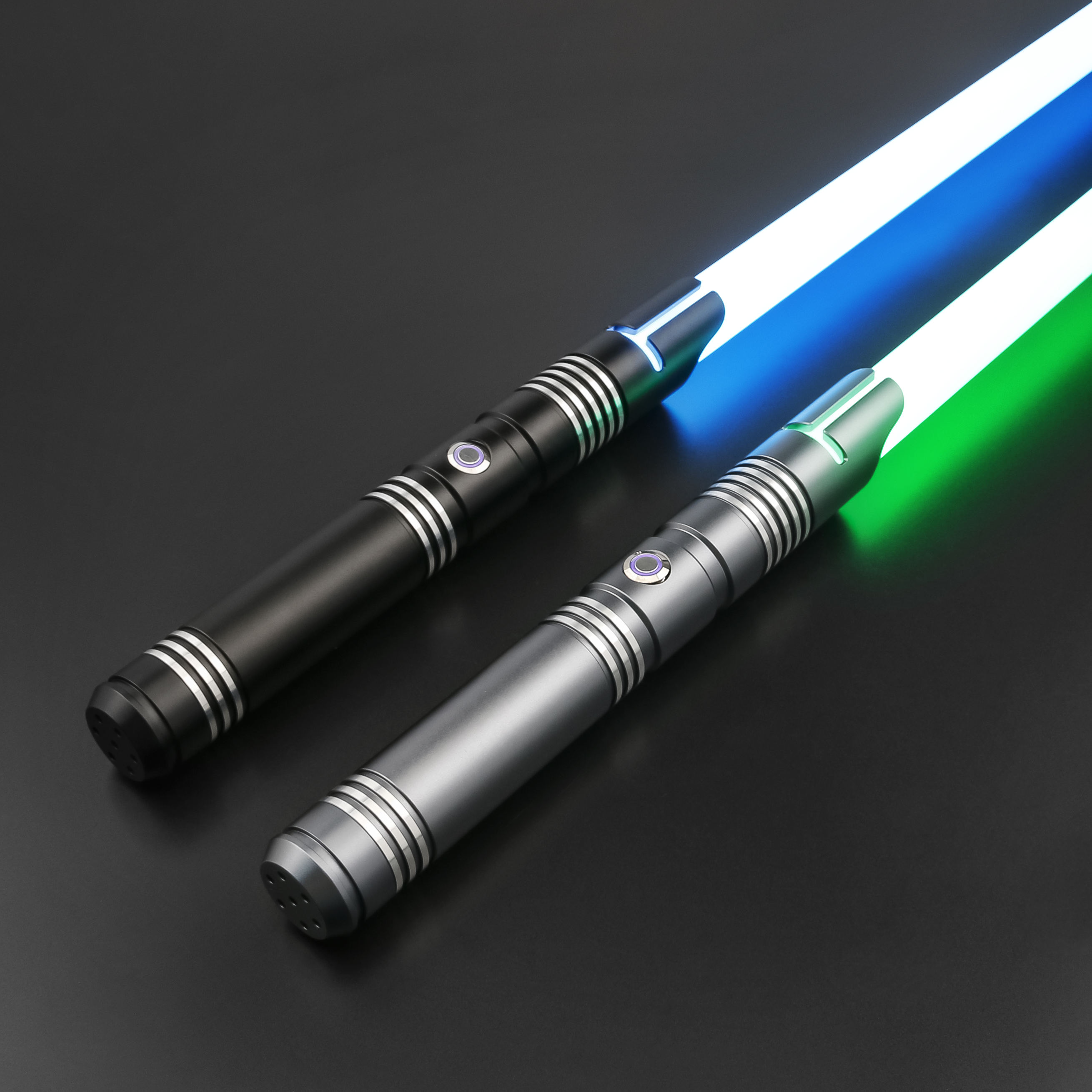 SaberBros E13 Mando