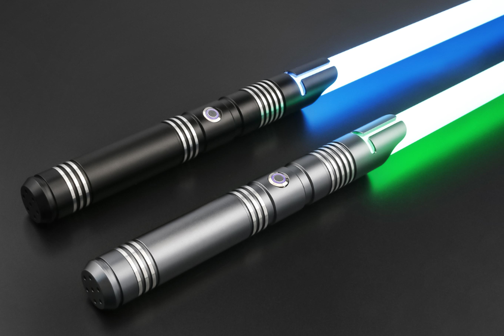 SaberBros E13 Mando
