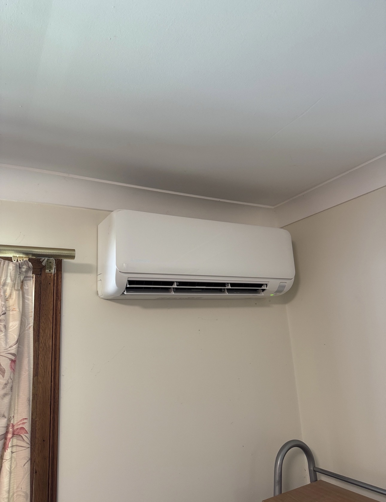 New high-wall split-system indoor unit installed at a Medlow Bath home
